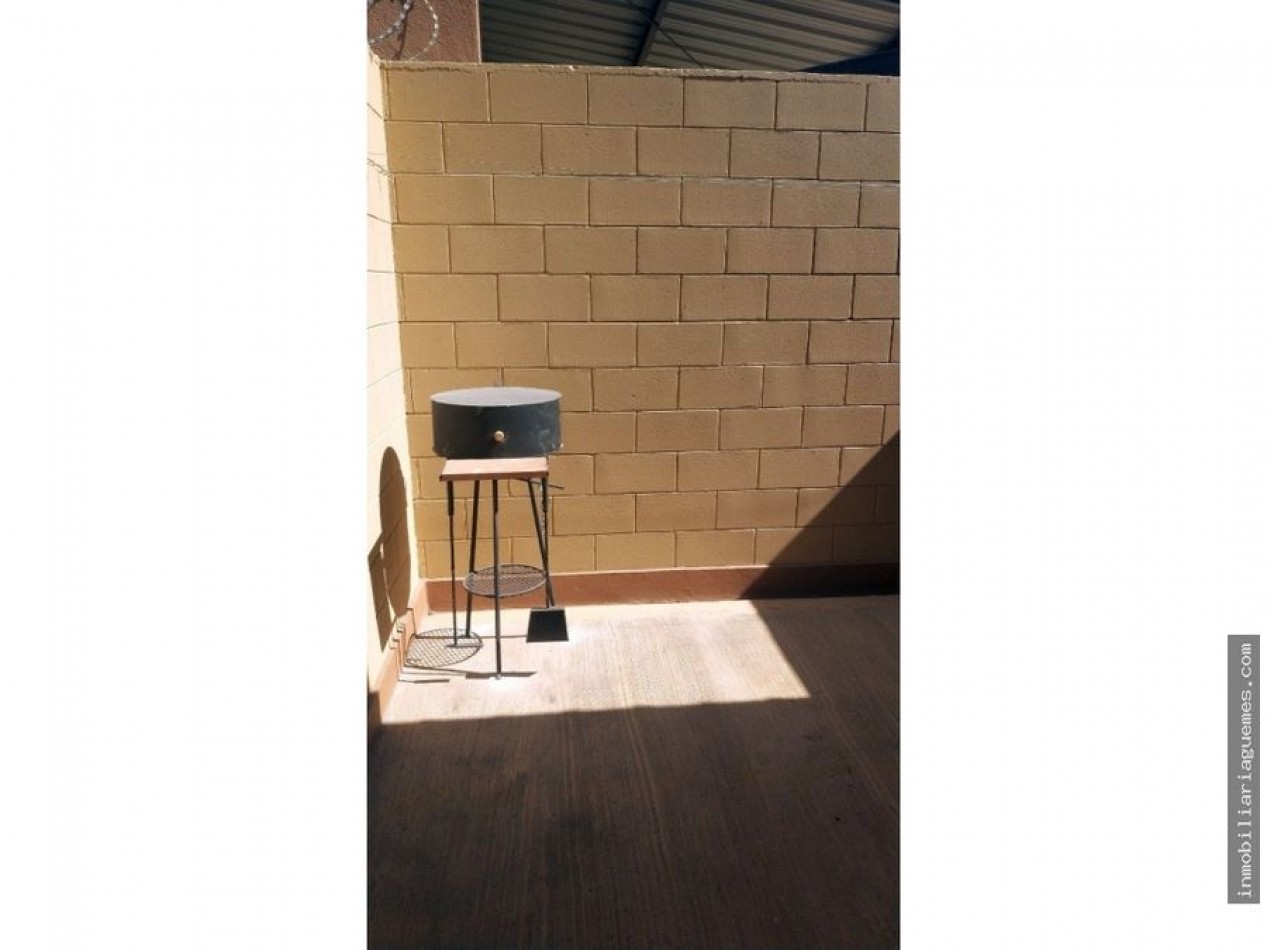 Excepcional Duplex con Cochera en General Guemes