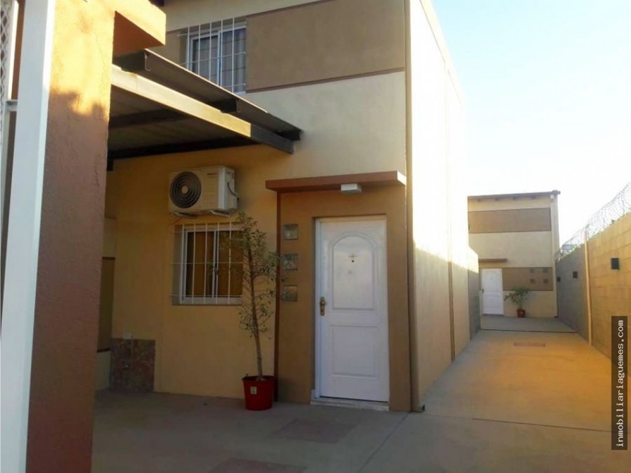 Excepcional Duplex con Cochera en General Guemes