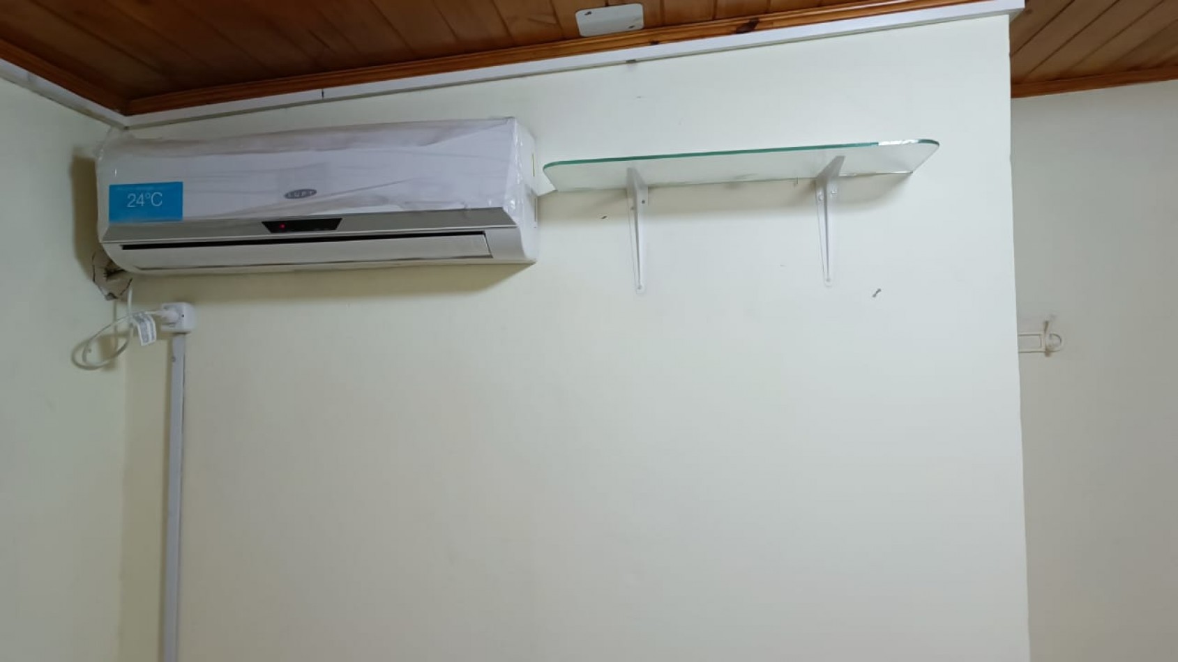 LOCAL Comercial  CAMPOSANTO