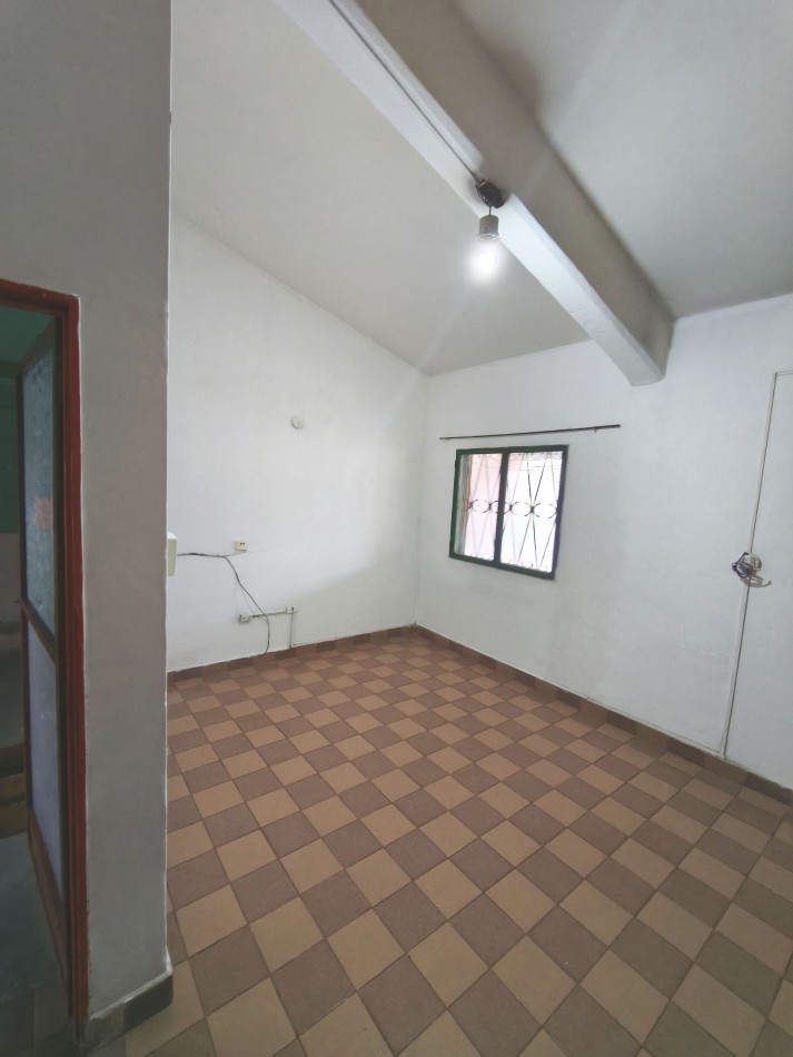 EXCEPCIONAL CASA CON GARAJE de 3 Dormitorios.