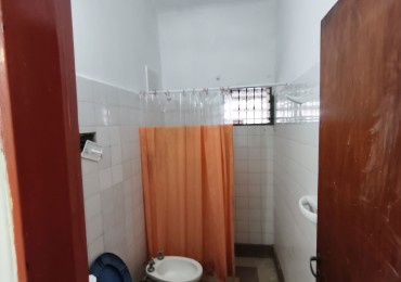 EXCEPCIONAL CASA CON GARAJE de 3 Dormitorios.